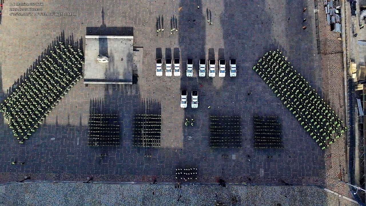 Bogotá fortalece su seguridad con la llegada de 1.004 nuevos policías, 327 motocicletas y 11 patrullas