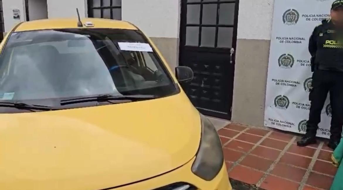 Policía recupera mercancía tecnológica hurtada en Los Mártires avaluada en casi $100 millones: hay tres capturados Policía recupera mercancía tecnológica hurtada en Los Mártires avaluada en casi $100 millones: hay tres capturados