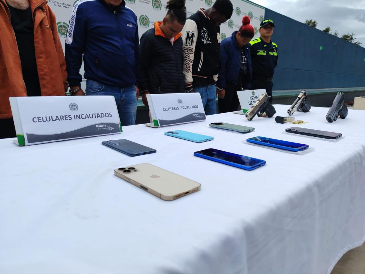 Fueron incautados celulares.