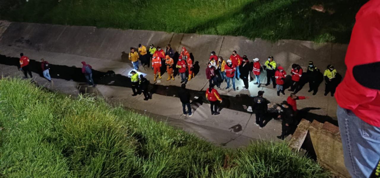 Inspección al canal Los Comuneros