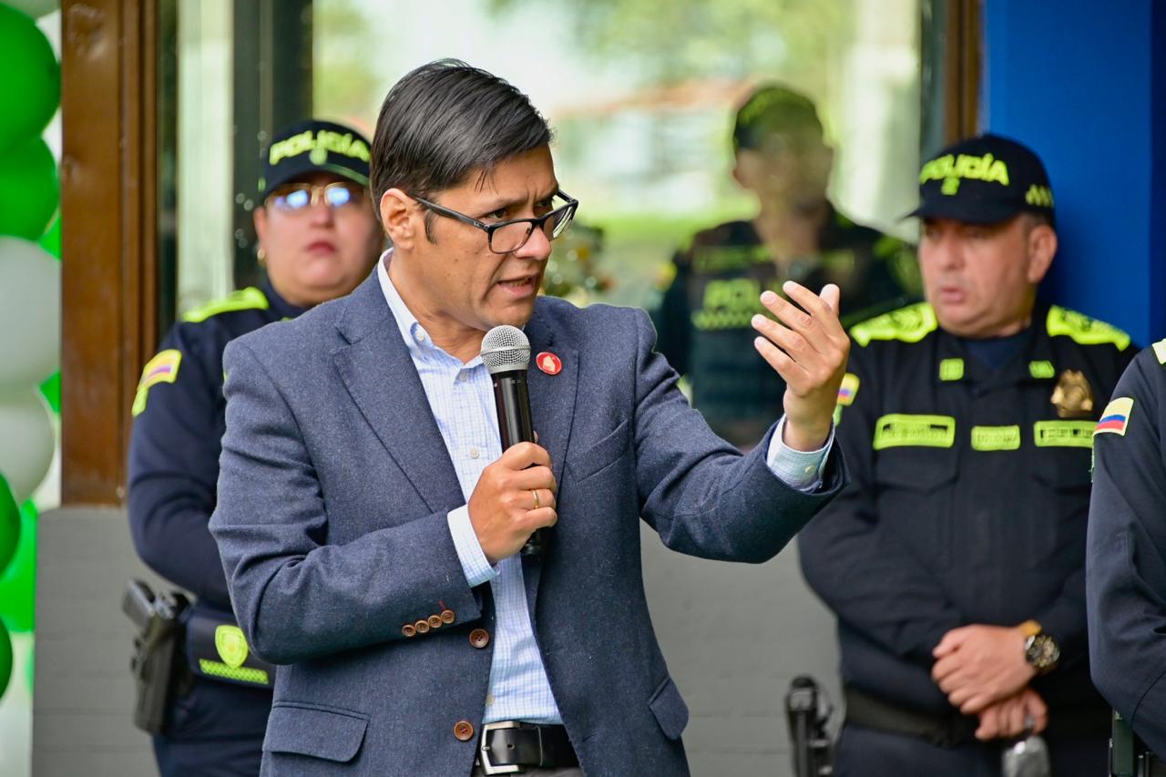 Secretario de Seguridad, César Restrepo. 