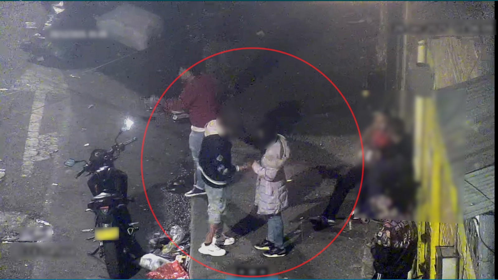 La vigilaban las cámaras: así fue capturada expendedora de droga en medio de basura en San Bernardo La vigilaban las cámaras: así fue capturada expendedora de droga en medio de basura en San Bernardo