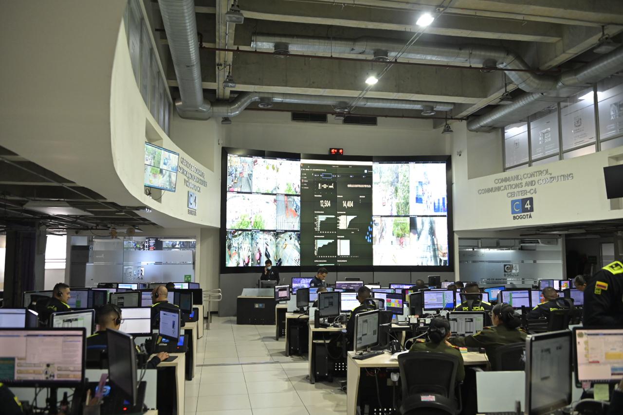 Más ojos vigilando la ciudad: Bogotá invita a conectar cámaras privadas al C4 para fortalecer la seguridad Más ojos vigilando la ciudad: Bogotá invita a conectar cámaras privadas al C4 para fortalecer la seguridad