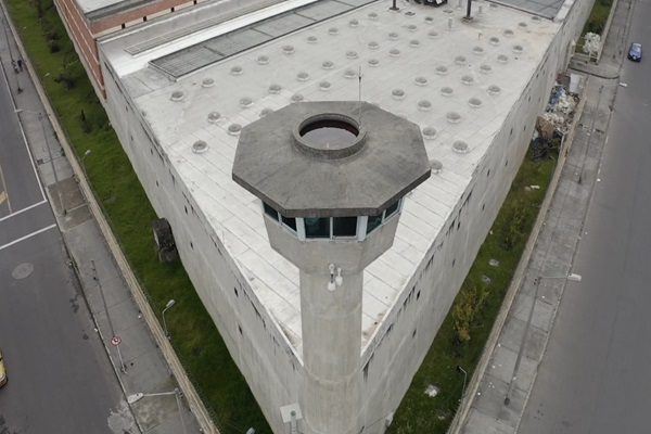 Los cuerpos de Custodia y Vigilancia de la Cárcel Distrital se capacitaron en neutralización de amenazas