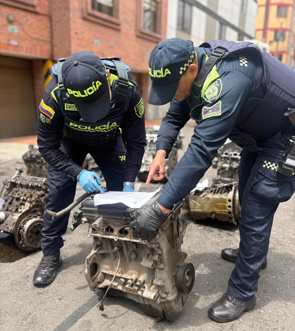 Incendio deja al descubierto desguazadero en Barrios Unidos