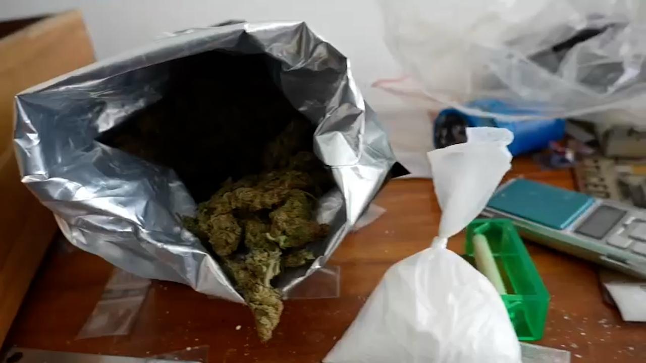 La droga era distribuida en entornos educativos y parques de la localidad, generando una renta criminal cercana a los 70 millones de pesos mensuales.