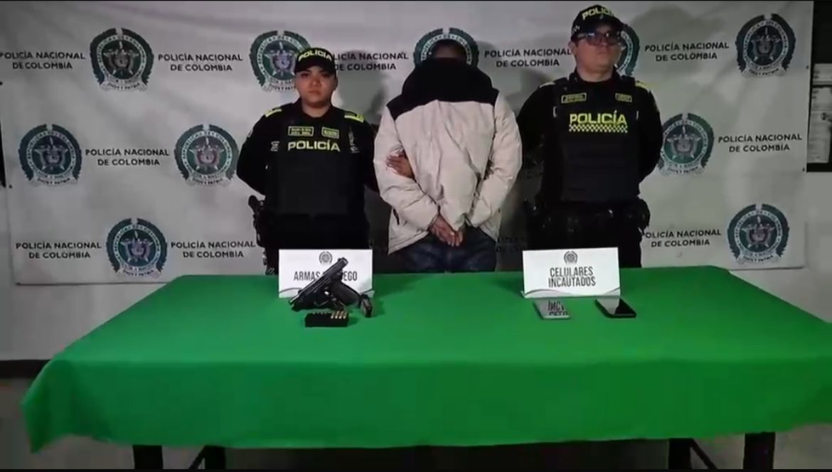 Persecución y disparos en Barrios Unidos terminó con dos capturado