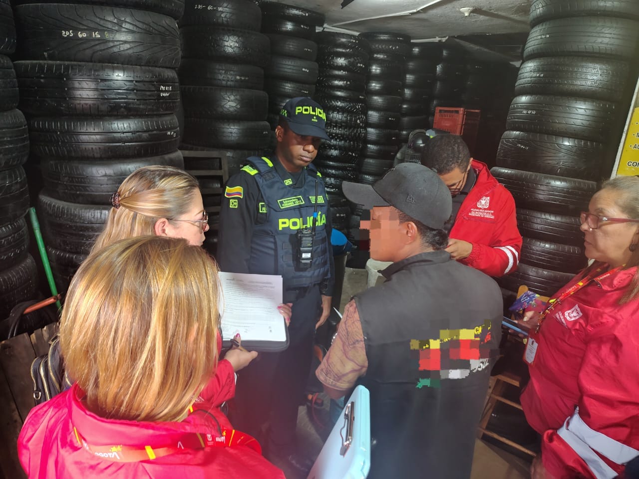 Autoridades suspenden montallantas en Aures, Suba en una nueva ofensiva contra los ‘pinchallantas’ Autoridades suspenden montallantas en Aures, Suba en una nueva ofensiva contra los ‘pinchallantas’