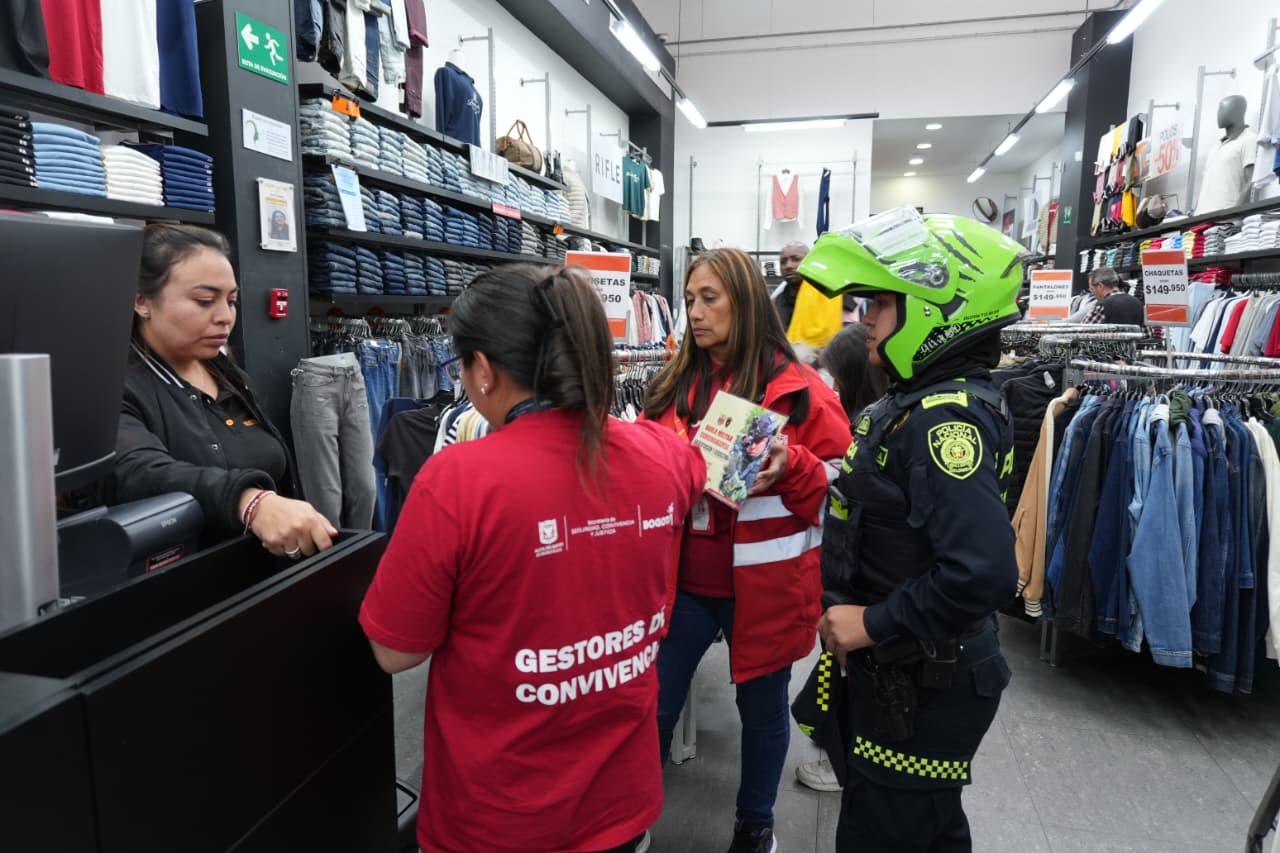 Recordaron a los comerciantes las líneas de atención para denunciar este tipo de delito.