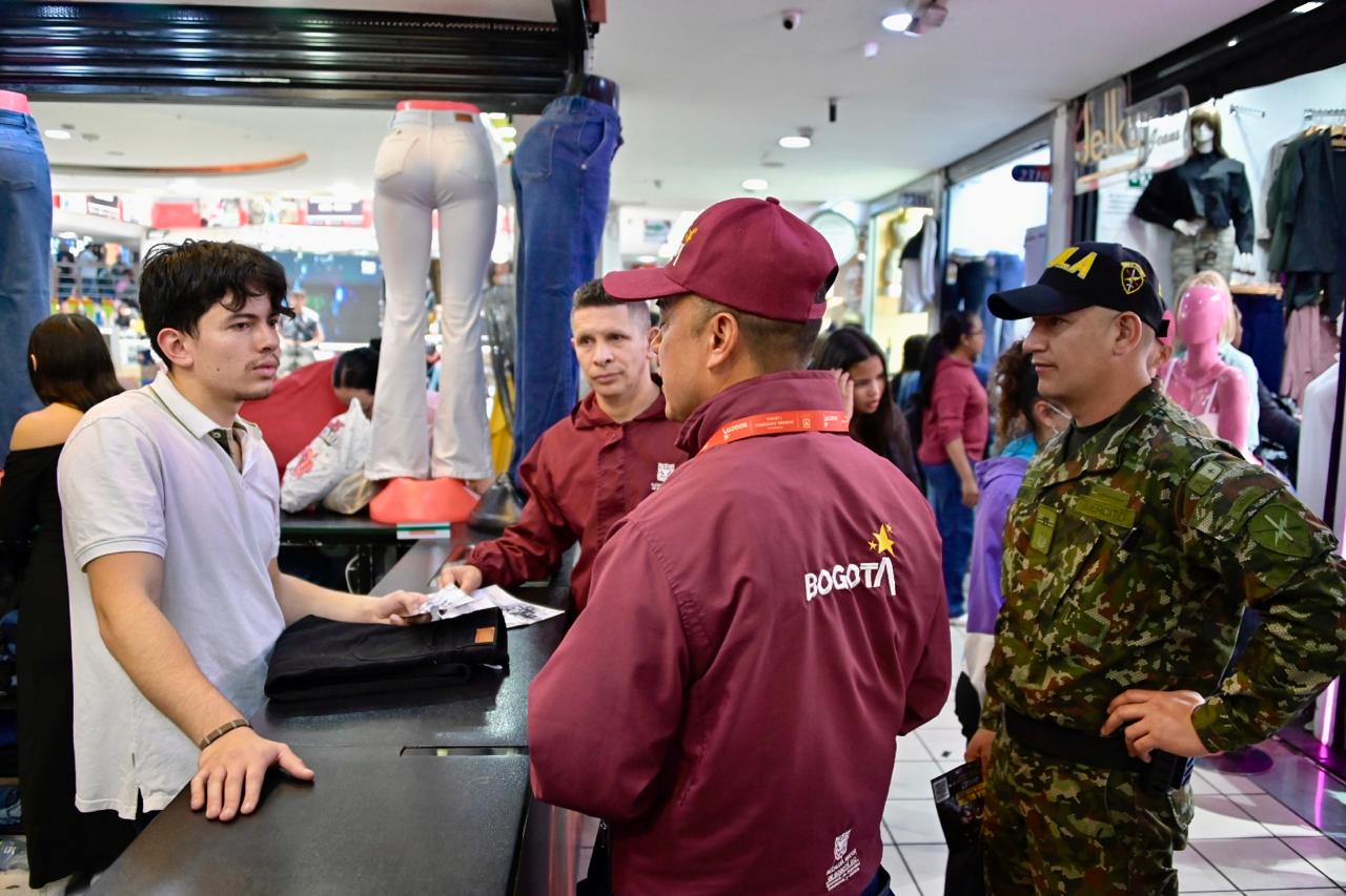 Así fue la jornada en San Victorino para prevenir casos extorsión en temporada de fin de año