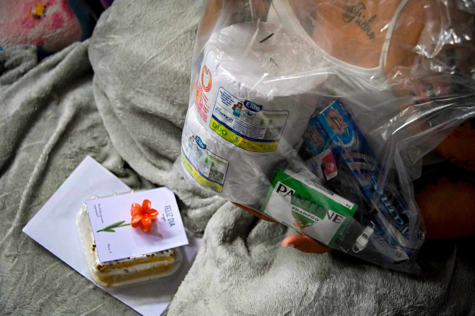  Con kits de aseo y sensibilización sobre la Ruta de Atención a Violencias: así se conmemoró el 8M en la URI de Puente Aranda