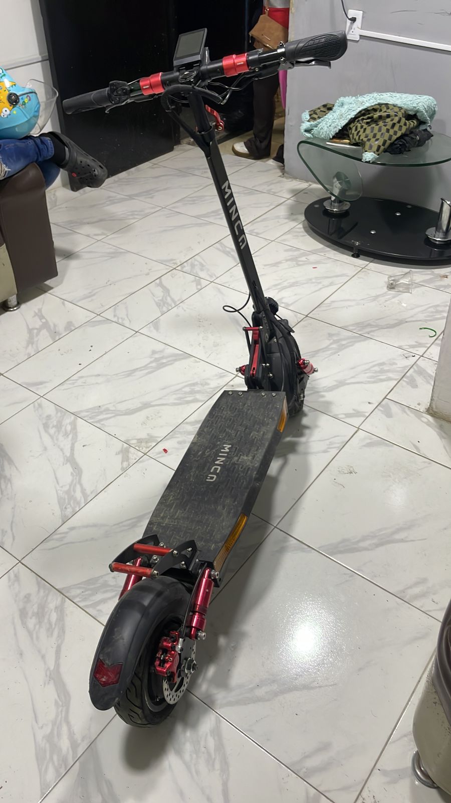 Megatoma nocturna en la troncal Caracas dejó varios capturados en flagrancia y recuperación de celulares y patinetas hurtadas