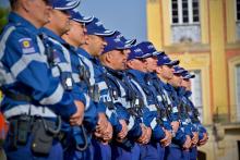 Varios agentes de tránsito 