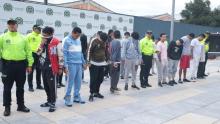 Varios hombres capturados junto a la policía