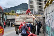 Desmontan cambuches en Tercer Milenio